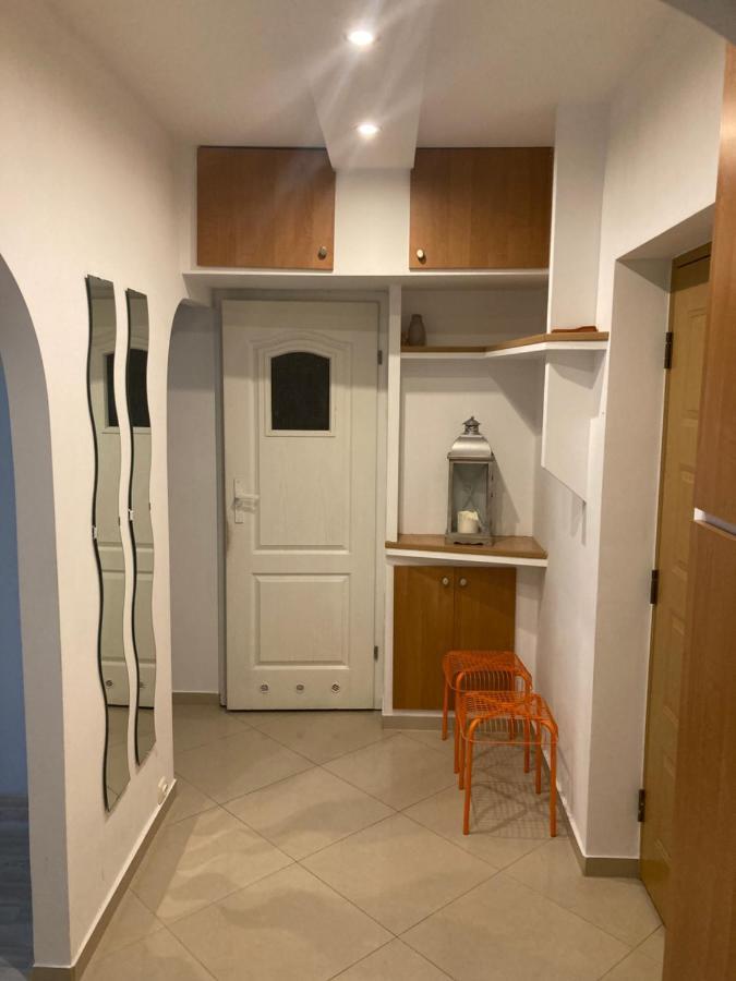 Apartament Przy Stadionie Apartment ตือคือ ภายนอก รูปภาพ